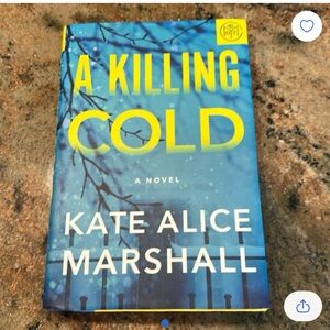 A Killing Cold by Kate Alice Marshall - Blue Cover